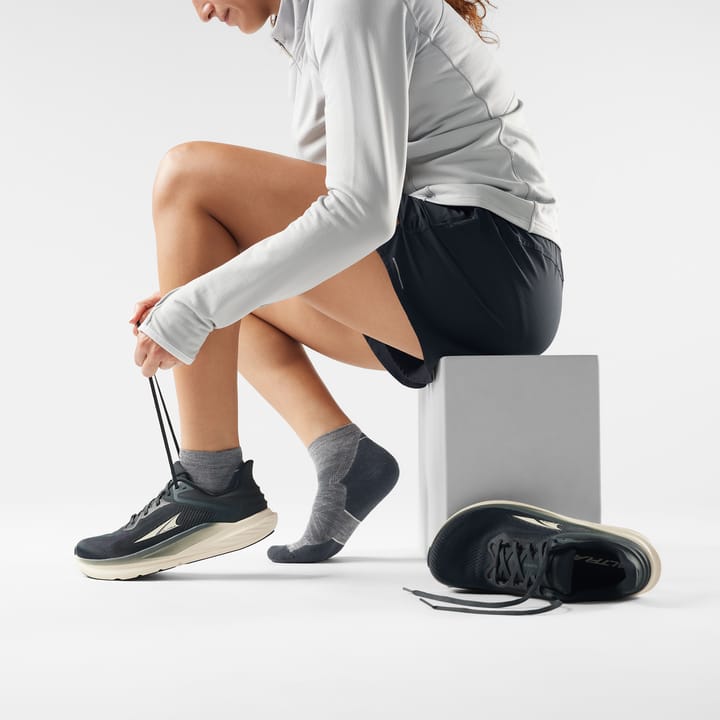 Smartwool Run Ankle Socks Targeted Cushion Medium Gray Smartwool
