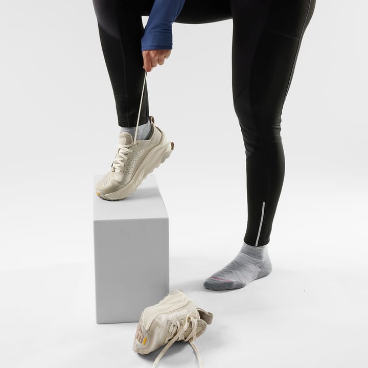 Smartwool Women's Run Targeted Cushion Ankle Socks Light Grey/White Smartwool