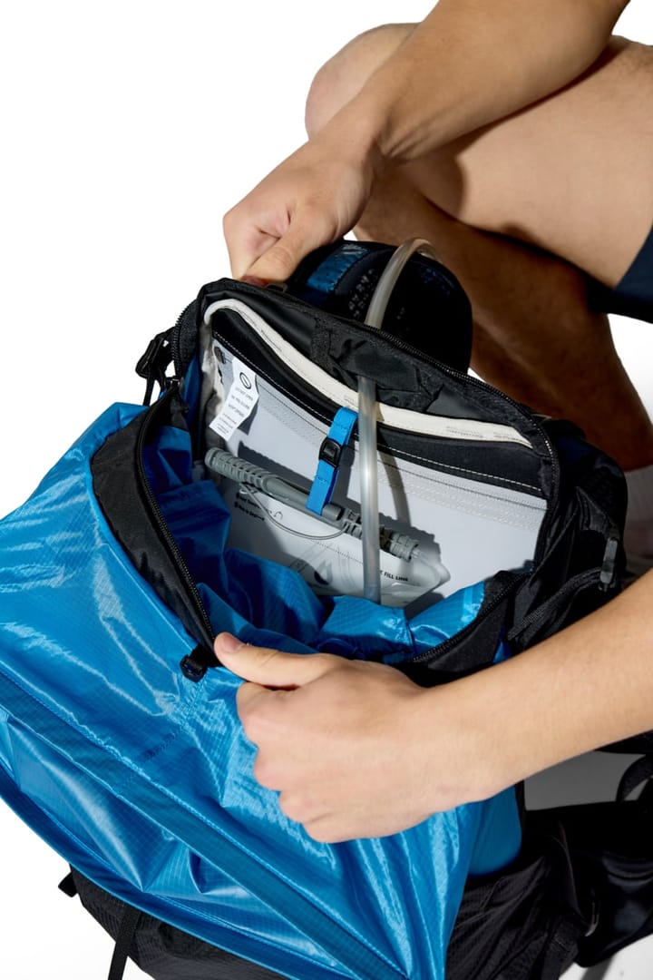 Rab Syclon XP 30 Black/maya Blue Rab