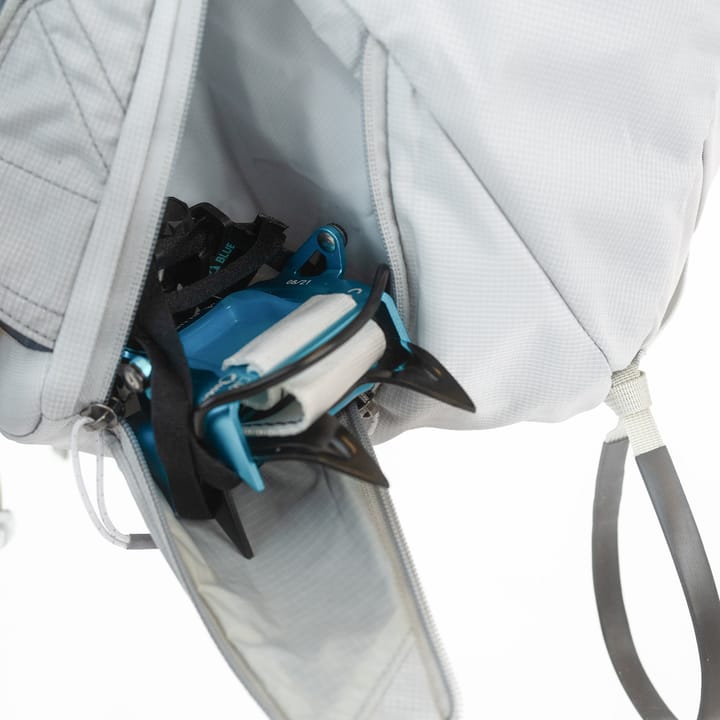 Blue Ice Taka 30L Glacier Grey Blue Ice