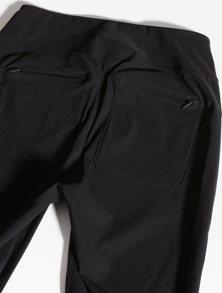 The North Face Women's Paramount Hybrid High Rise Tights TNF Black The North Face The North Face Women's Paramount Hybrid High Rise Tights TNF Black The North Face