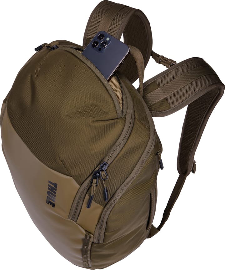Thule Chasm Recycled Backpack 26L Deep Khaki Thule