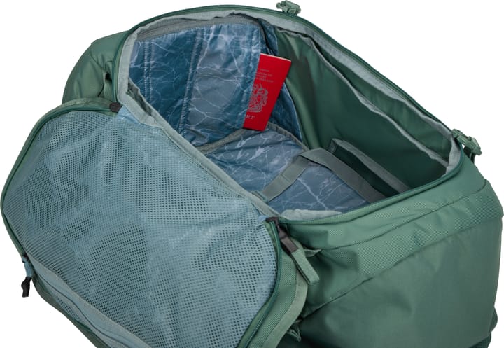 Thule Women's Landmark Travel Pack 60L Hazy Green Thule