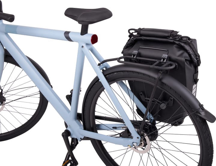 Shield Pannier 22L Black Thule