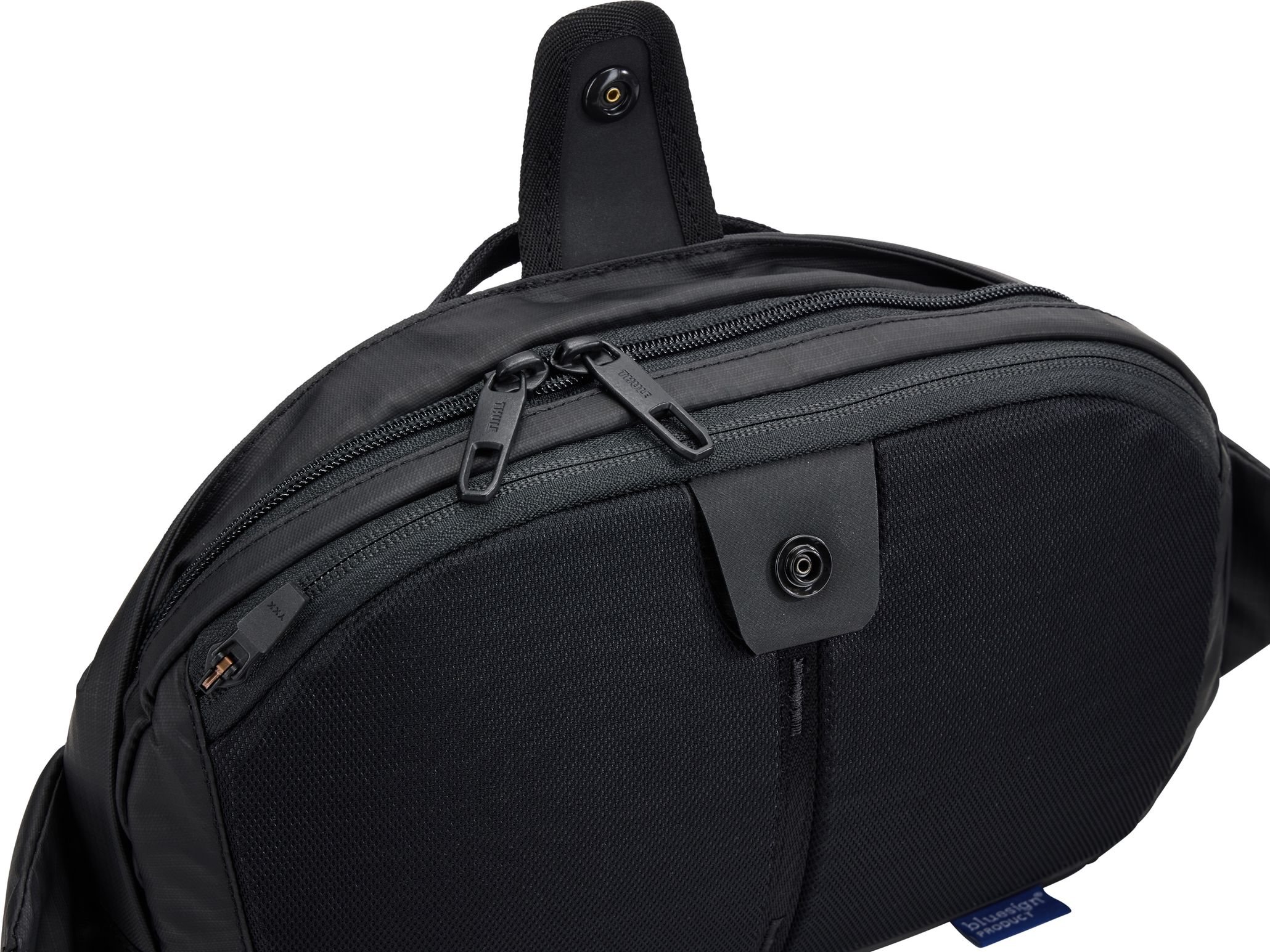 THULE|MESSENGERBAGS (Thul Tact Crossbody 5L BLACK (3204 Thule Tact Crossbody 5L Black | Buy Thule Tact Crossbody 5L