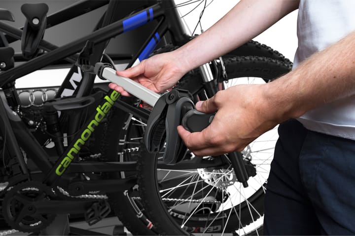 Thule VeloSpace XT 3 Bikes Aluminum/Black Thule