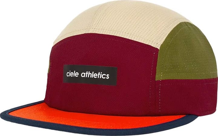 Ciele GOCap Field Iconic Bar Crimson Red/Terrain Ciele