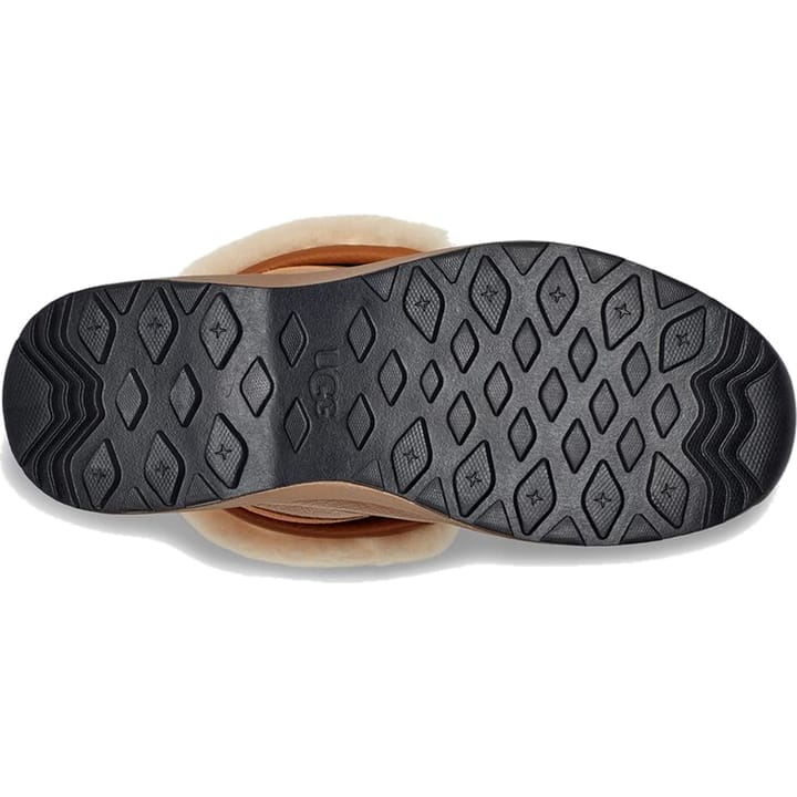 UGG Women's Adirondack III Chestnut UGG