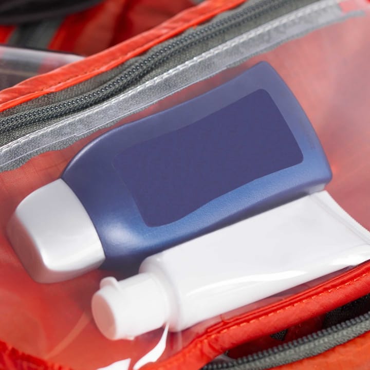 Osprey Wash Bag Zip Shadow Grey Osprey Backpacks and Bags Osprey Wash Bag Zip Shadow Grey Osprey Backpacks and Bags