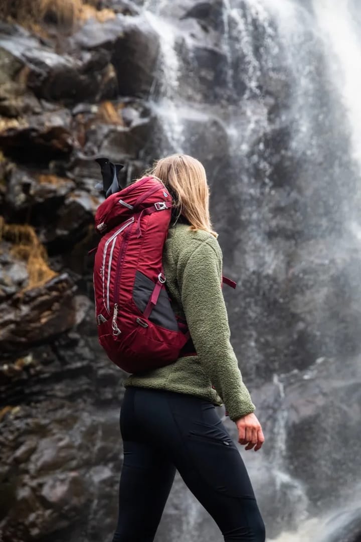 Urberg Women's Åheim Pile Jacket Deep Lichen Green Urberg Urberg Women's Åheim Pile Jacket Deep Lichen Green Urberg