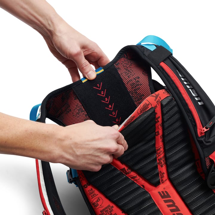 USWE Hajker 30 Black/Red USWE USWE Hajker 30 Black/Red USWE