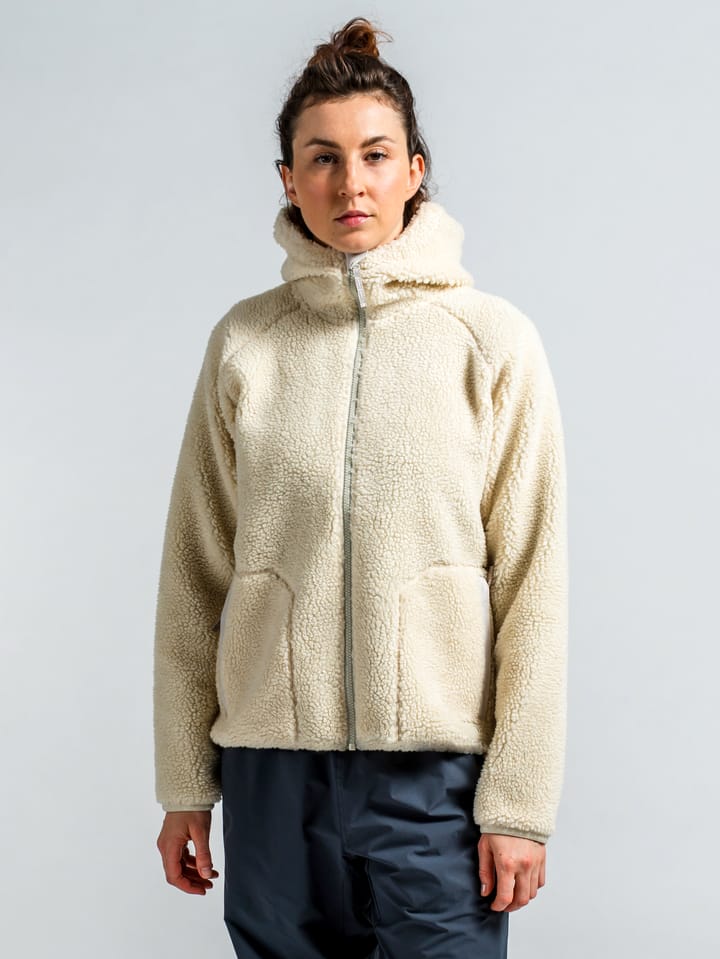 Varg Women's Funäs Pile Hood Almond White Varg Varg Women's Funäs Pile Hood Almond White Varg