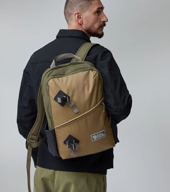 Fjällräven Vardag Backpack 17 Poppy Pink-khaki Dust Fjällräven