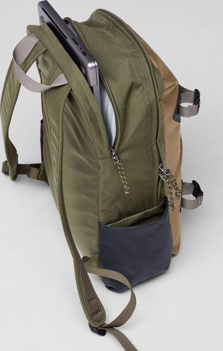 Fjällräven Vardag Backpack 17 Poppy Pink-khaki Dust Fjällräven