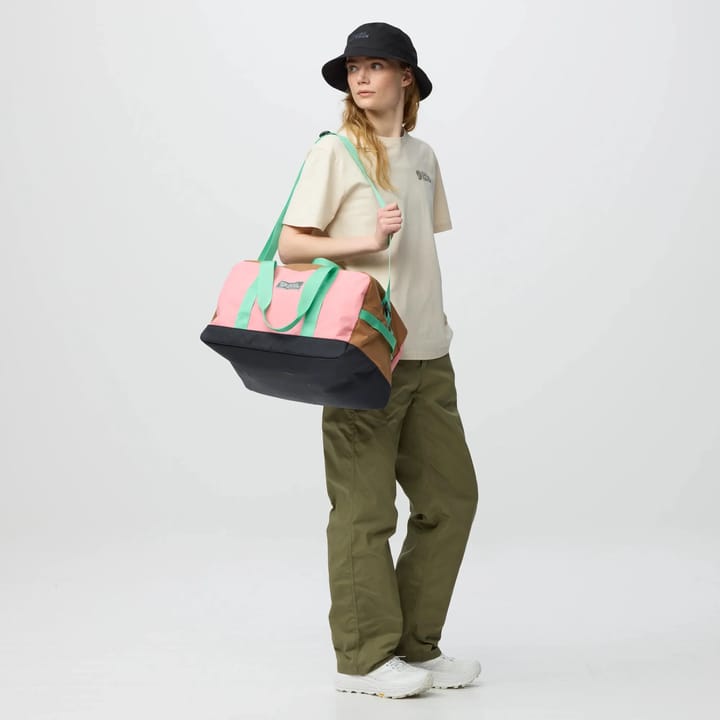 Fjällräven Vardag Duffel 33 Poppy Pink-khaki Dust Fjällräven