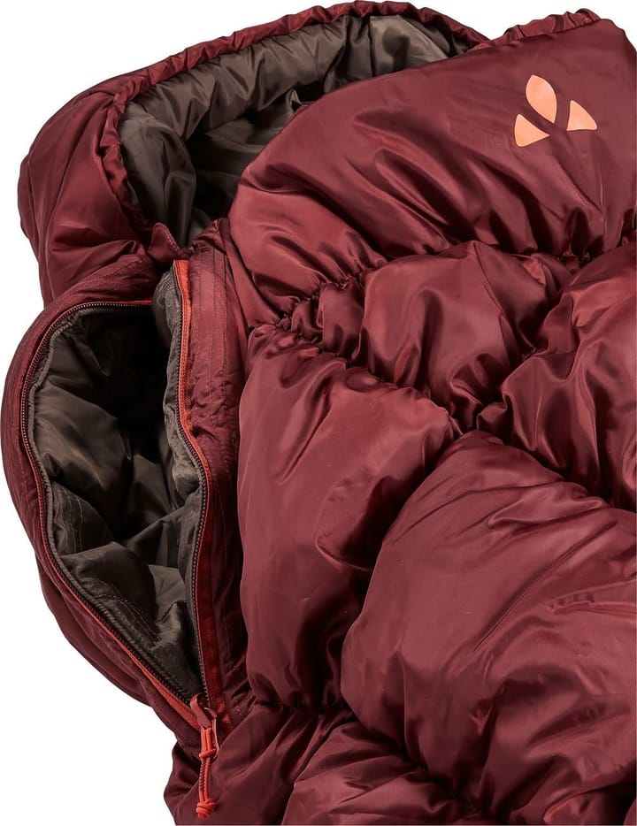 VAUDE Meglis 700 SYN Dark Cherry VAUDE VAUDE Meglis 700 SYN Dark Cherry VAUDE