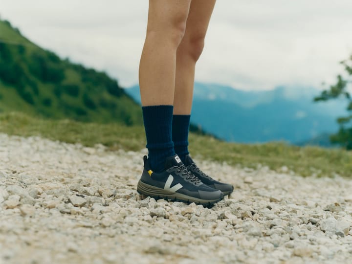 Veja Women's Dekkan Alveomesh Black Oxford Grey Tonic Veja Veja Women's Dekkan Alveomesh Black Oxford Grey Tonic Veja