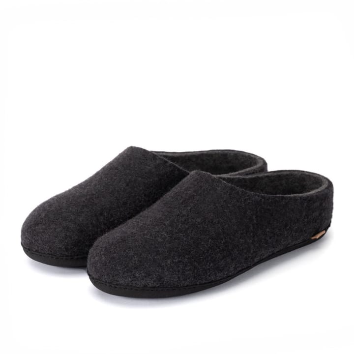 Tova Baatar Rough Charcoal Tova