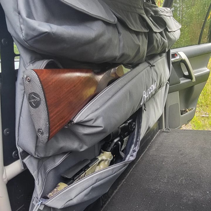 Brecom Våpen Futteral Svart. For Montering I Bil Brecom