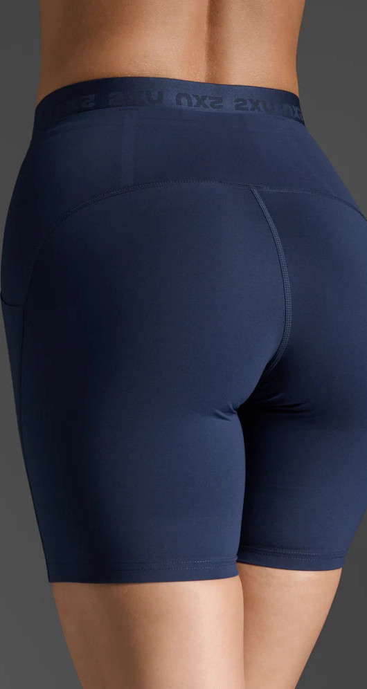 2XU Women's Form Stash Hi-Rise Bike Short Midnight/midnight1
