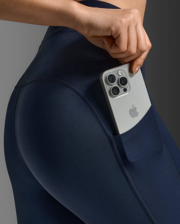 2XU Women's Form Stash Hi-Rise Compression 7/8 Midnight/midnight 2XU 2XU Women's Form Stash Hi-Rise Compression 7/8 Midnight/midnight 2XU