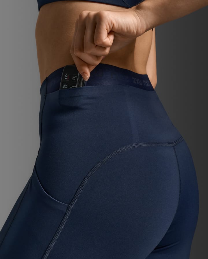 2XU Women's Form Stash Hi-Rise Compression 7/8 Midnight/midnight 2XU
