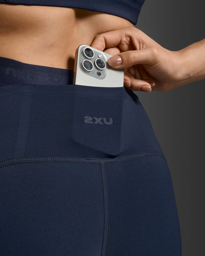 2XU Women's Form Stash Hi-Rise Compression 7/8 Midnight/midnight 2XU 2XU Women's Form Stash Hi-Rise Compression 7/8 Midnight/midnight 2XU
