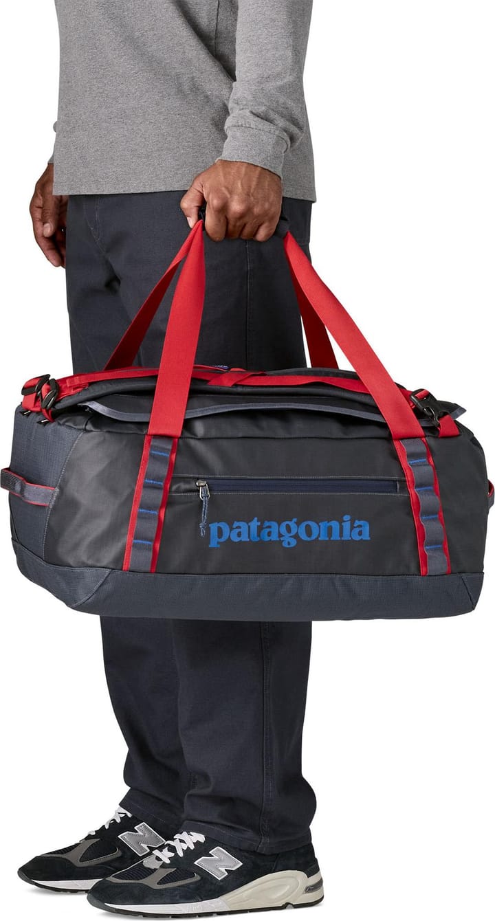Patagonia Black Hole Duffel 40L Smolder Blue W/Amanita Red Patagonia