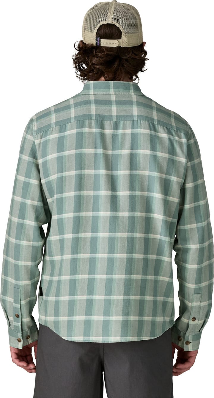 Patagonia Men's L/S Cotton in Conversion LW Fjord Flannel Shirt Marine Layer: Blue Sage Patagonia