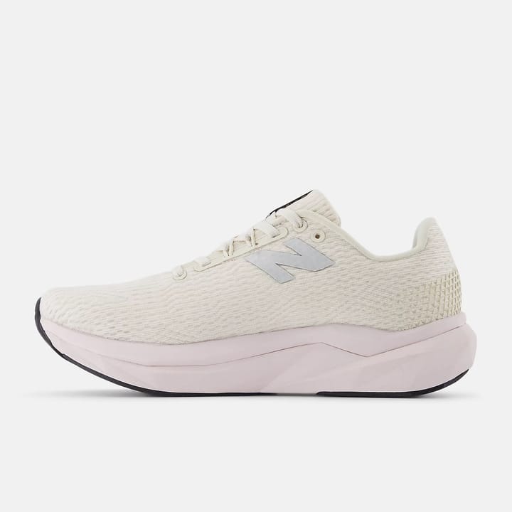 New Balance Propelv5 Linen New Balance New Balance Propelv5 Linen New Balance