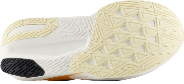New Balance Women's Fuelcell Rebel V5 Calcium / Gumdrop New Balance