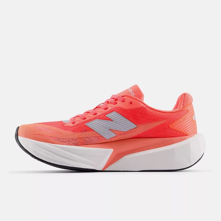 New Balance Women's Fuelcell Rebel V5 Urgent Red New Balance New Balance Women's Fuelcell Rebel V5 Urgent Red New Balance