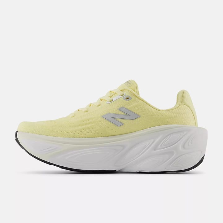 New Balance Freshfoam More V5 Parchment New Balance New Balance Freshfoam More V5 Parchment New Balance