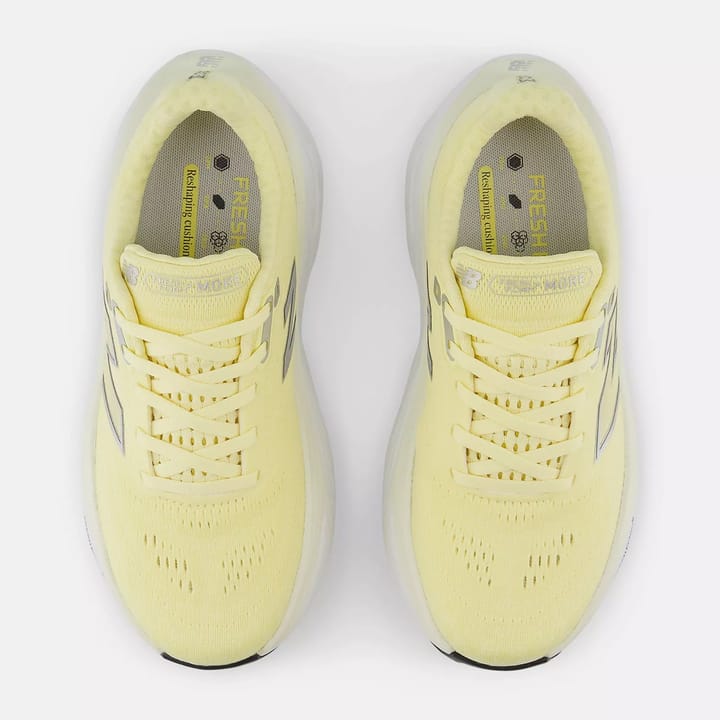 New Balance Freshfoam More V5 Parchment New Balance New Balance Freshfoam More V5 Parchment New Balance