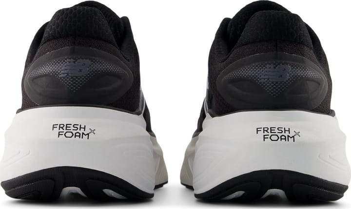 New Balance Women's Fresh Foam X More v6 Black New Balance