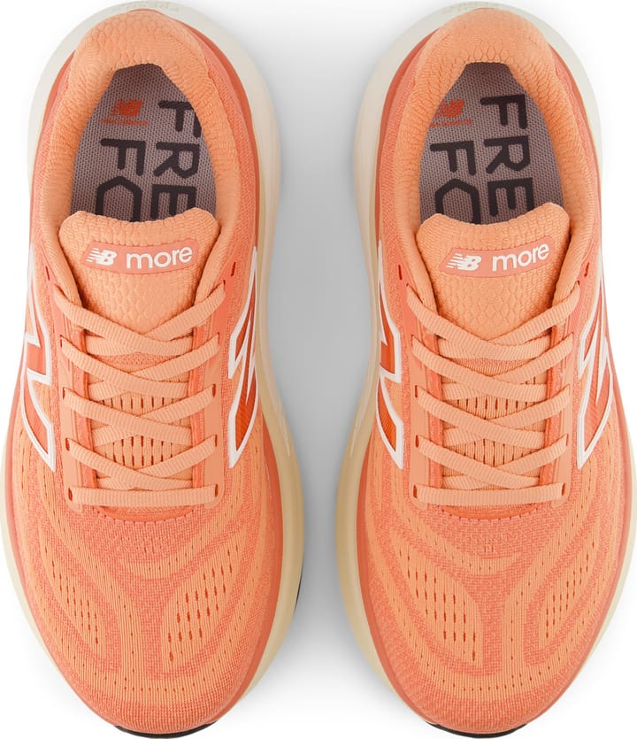 New Balance Women's Freshfoam More V6 Peach Nectar New Balance