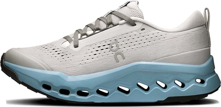 On Women's Cloudsurfer Trail 2 Glacier/Dust On