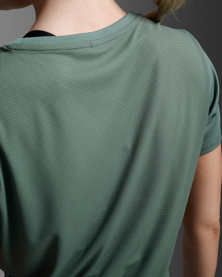 2XU Women'S Aero Mesh Tee Olive Leaf/olive Leaf Reflective 2XU
