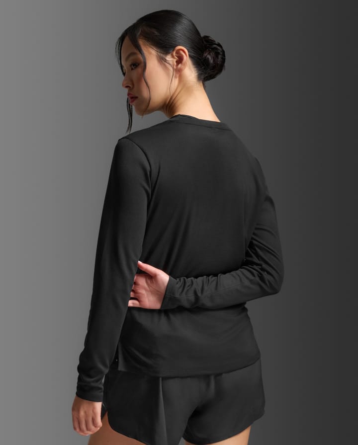 2XU Women'S Aero Mesh Long Sleeve Black/silver Reflective 2XU 2XU Women'S Aero Mesh Long Sleeve Black/silver Reflective 2XU