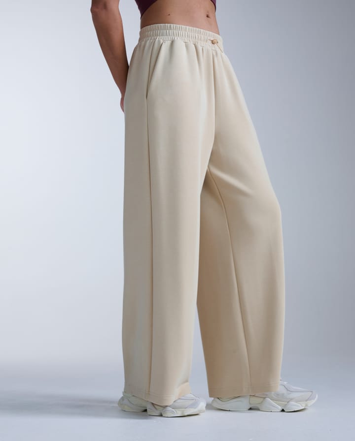 2XU Women'S Wonderluxe Sand Washed Wide Leg Pants Mojave Desert/white 2XU