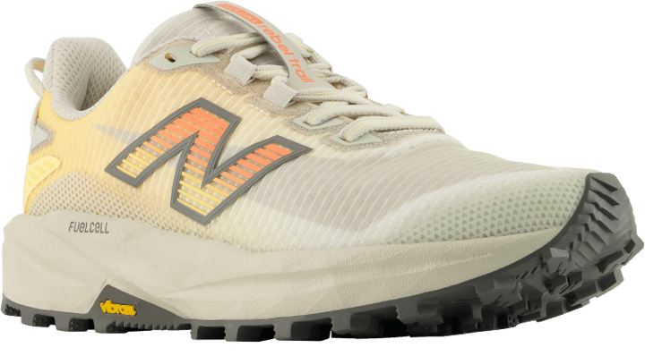 New Balance Women's FuelCell Rebel Trail White Peach New Balance