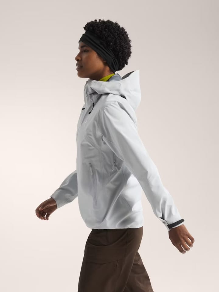 Arc'teryx Women's Beta SL Jacket Solitude Arc'teryx Arc'teryx Women's Beta SL Jacket Solitude Arc'teryx