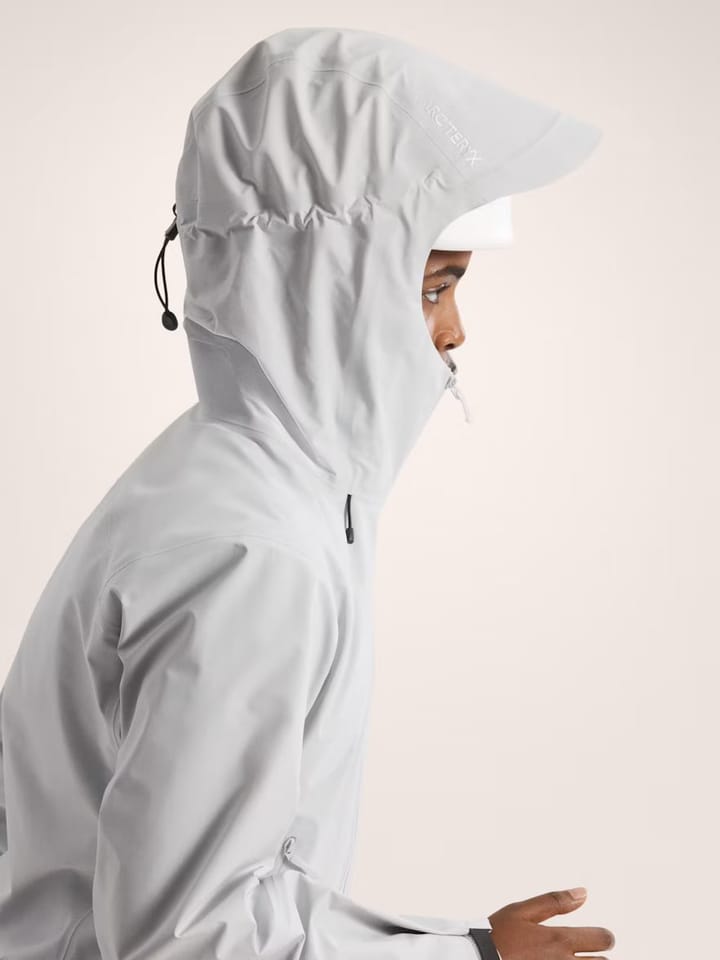 Arc'teryx Women's Beta SL Jacket Solitude Arc'teryx Arc'teryx Women's Beta SL Jacket Solitude Arc'teryx