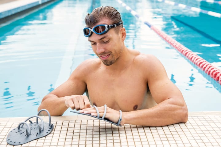 Zoggs Matrix Hand Paddles Black/Grey Zoggs